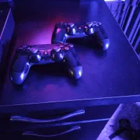 ps4 همراه با دو دسته