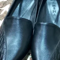 پارچه چادری شلوار کیف چرم کفش
