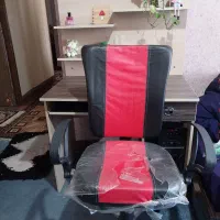 میز تحریر و صندلی