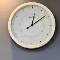 ساعت دیواری