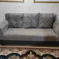 مبل ۷ نفره و میز کامپیوتر رایگان