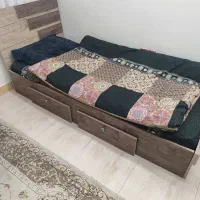 تخت یک نفره تمیز