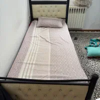 تخت خواب یک نفره