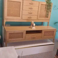 کنسول و میزتلویزیون