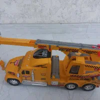ماشین اسباب بازی چرثقیل