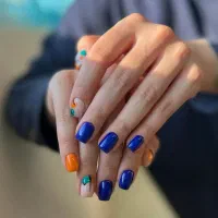 دستیار ناخن مشتاق به یادگیری