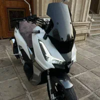 موتورADV مدل 1402*مشابه صفر تمیز
