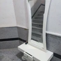 اینه و کنسول
