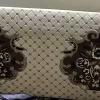 دو عدد پشتی