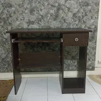 میز کامپیوتر