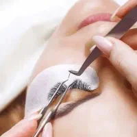 نیازمند مدل برای اکستنشن مژه