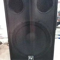 باند EV و میکسر DYNACORD