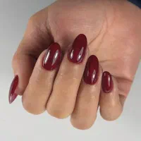 خدمات ناخن با سابقه