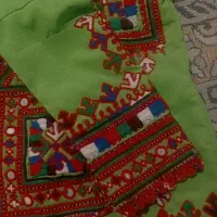 لباس|لباس|بم, |دیوار