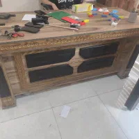 دو نوع میز مدیریت کارکرده زیر قیمت دارم