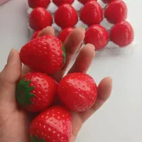 بالم لب توت فرنگی