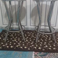 صندلی چهار پایه تمیز