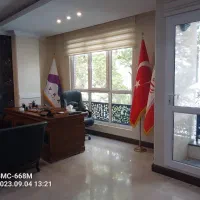 ۱۰۰ متر موقعیت اداری