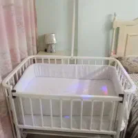 تخت کنار مادر در حد نو