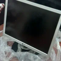 دوعدد مانیتور ۴ تومن