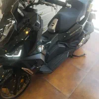 هاسکی adv 175 sym