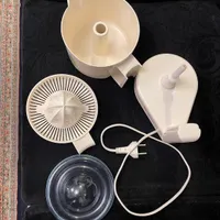 آب پرتقال گیری  برقی مولینکس  فرانسه|آبمیوه‌گیر و آب‌مرکبات‌گیر|تهران, حکمت|دیوار