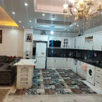 فروش آپارتمان/۱۲۰ متر/کاشانی/ پارکینگ/آسانسور