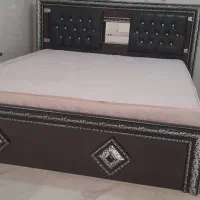 تخت خواب  دونفره درحدنو،باتشکر فنری طبی ویژه