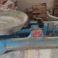 ،ترازو با سنگ کیلو سینک در حد نو با آبچکان