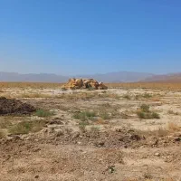 زمین فروشی