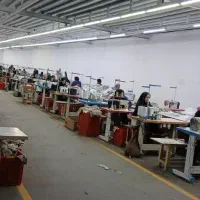 نیروی کار تولید پوشاک
