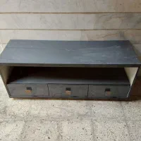میز تلویزیون و جلوی مبلی