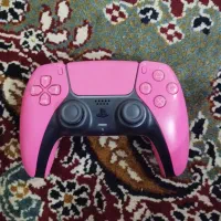 دسته PS5 صورتی