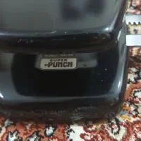 یک عدد دستگاه پانچ کاغذ