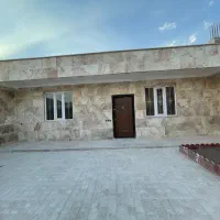 ویلا نوساز ۲۰۰ متری در شهر نوبران ساوه