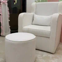 مبل شیردهی به همراه پافر
