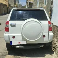 خودروی ام وی ام x33