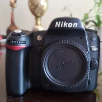 NIKON D-80