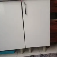 کابینت سالم سالم و در حد نو و کلا نو