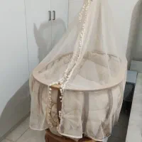 تخت گهواره ایی چوبی