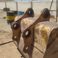 بیل مکانیکی 320