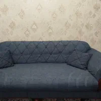 مبل راحتی و میز عسلی