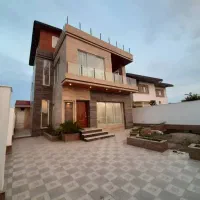 ویلا ساحلی 250متر تریبلکس با استخر و جکوزی و روف