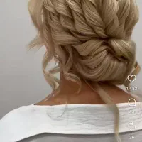 مدل  مو ب برای شینیون  و میکاپ با پرداخت هزینه