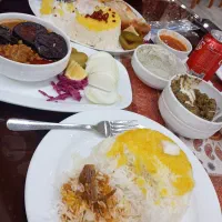 آشپز یا کمک آشپز حتی بدون سابقه کار