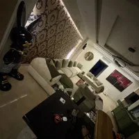 همخونه و هم خانه خانم