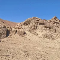 فروش معدن آهک با پتانسیل فلزی