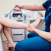 فیزیوتراپی و طب سوزنی در منزل