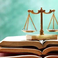 وکیل پایه یک دادگستری(وکیل خانم  اقا)ورامین خ شهدا