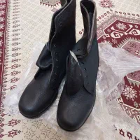 پوتین سربازی سایز ۴۳ نو و ۴۴ در حد نو
